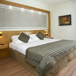 4* Hotel President